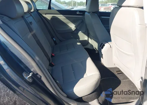 2008 Volkswagen Jetta Se/Sel z USA, uszkodzony, nr VIN 3VWRM71KX8M031282